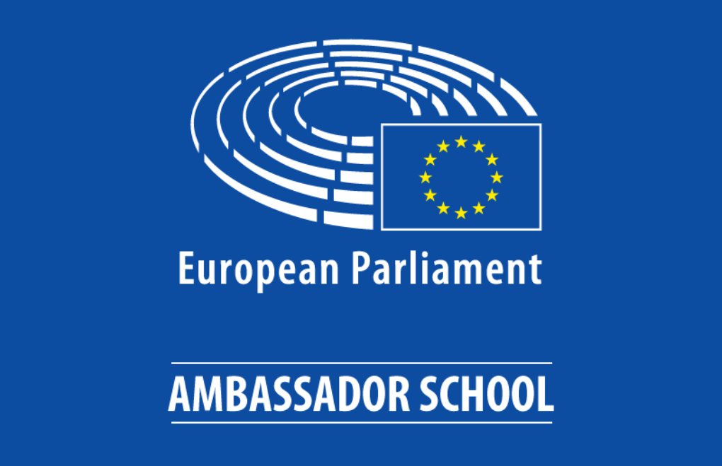 b logo ambassador school en